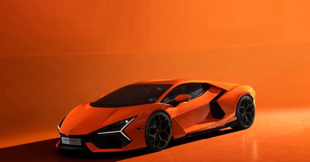 Lamborghini Revuelto Featured Gear 1024x536 - Lamborghini Revuelto é seu primeiro híbrido