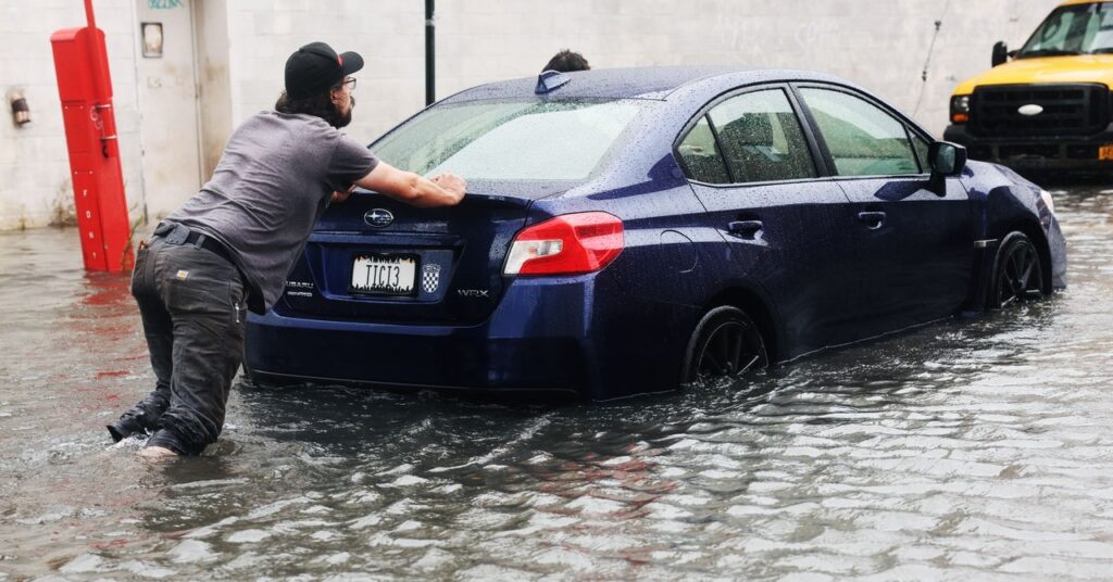 flooding bk ny science GettyImages 1708106052 1024x536 - New York City Is Drowning