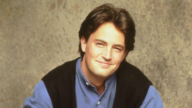 blob ewa2.1200 - Matthew Perry, ator de Friends, morre aos 54 anos em sua casa